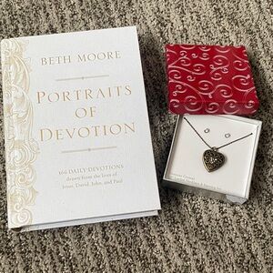 Macy's Heart Necklace Set & devotion book
